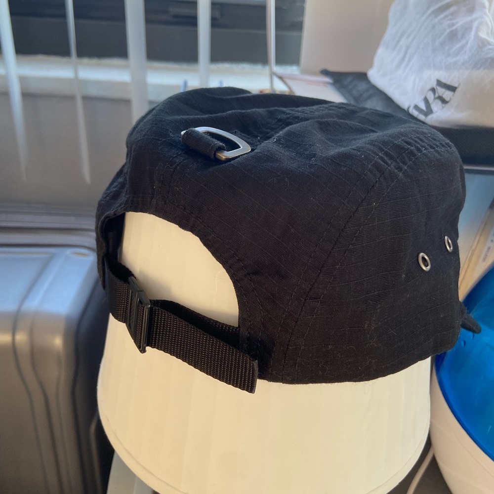 Supreme hat - Picture 5 of 7